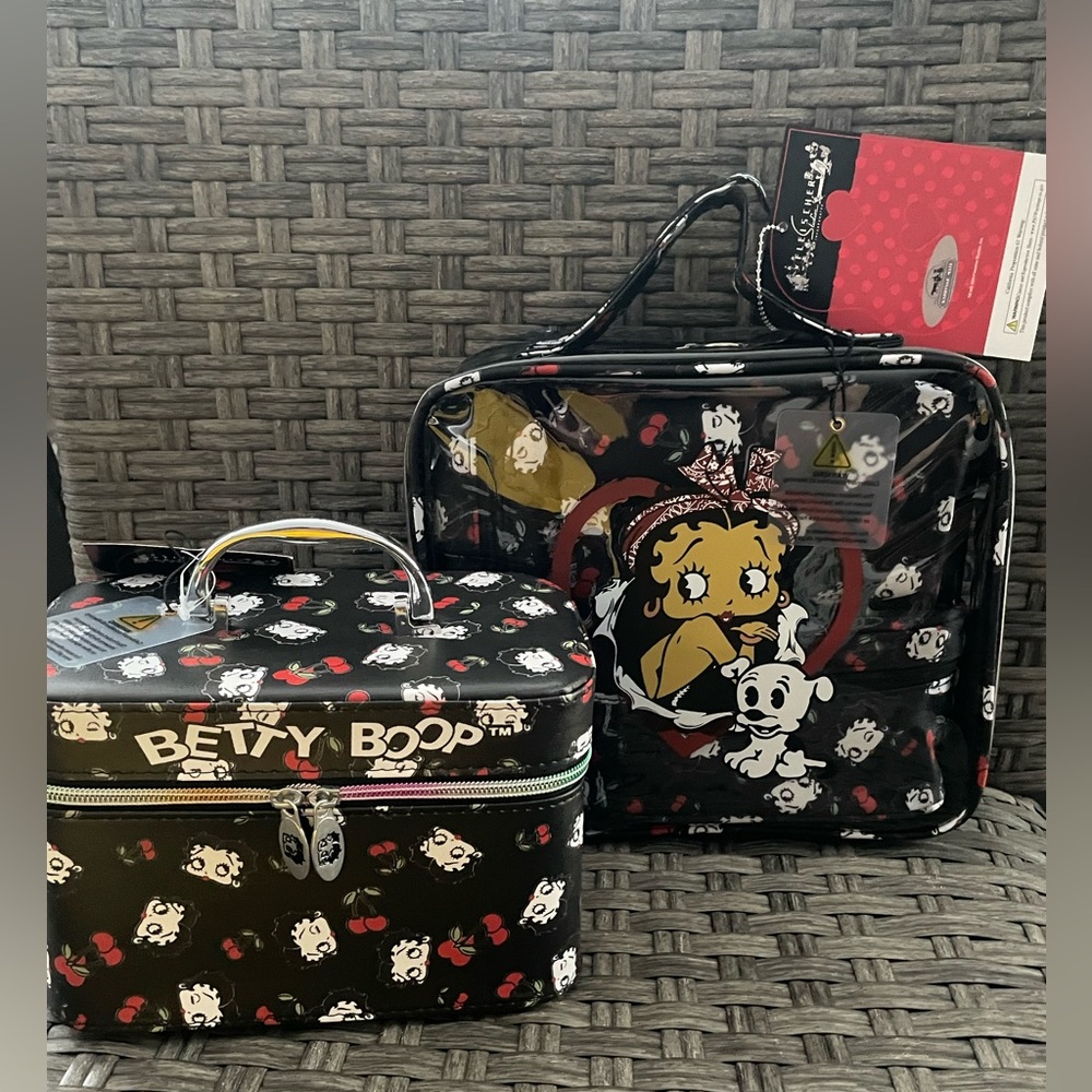 Betty Boop Black and Red Vinyl Cosmetic Train Case Set